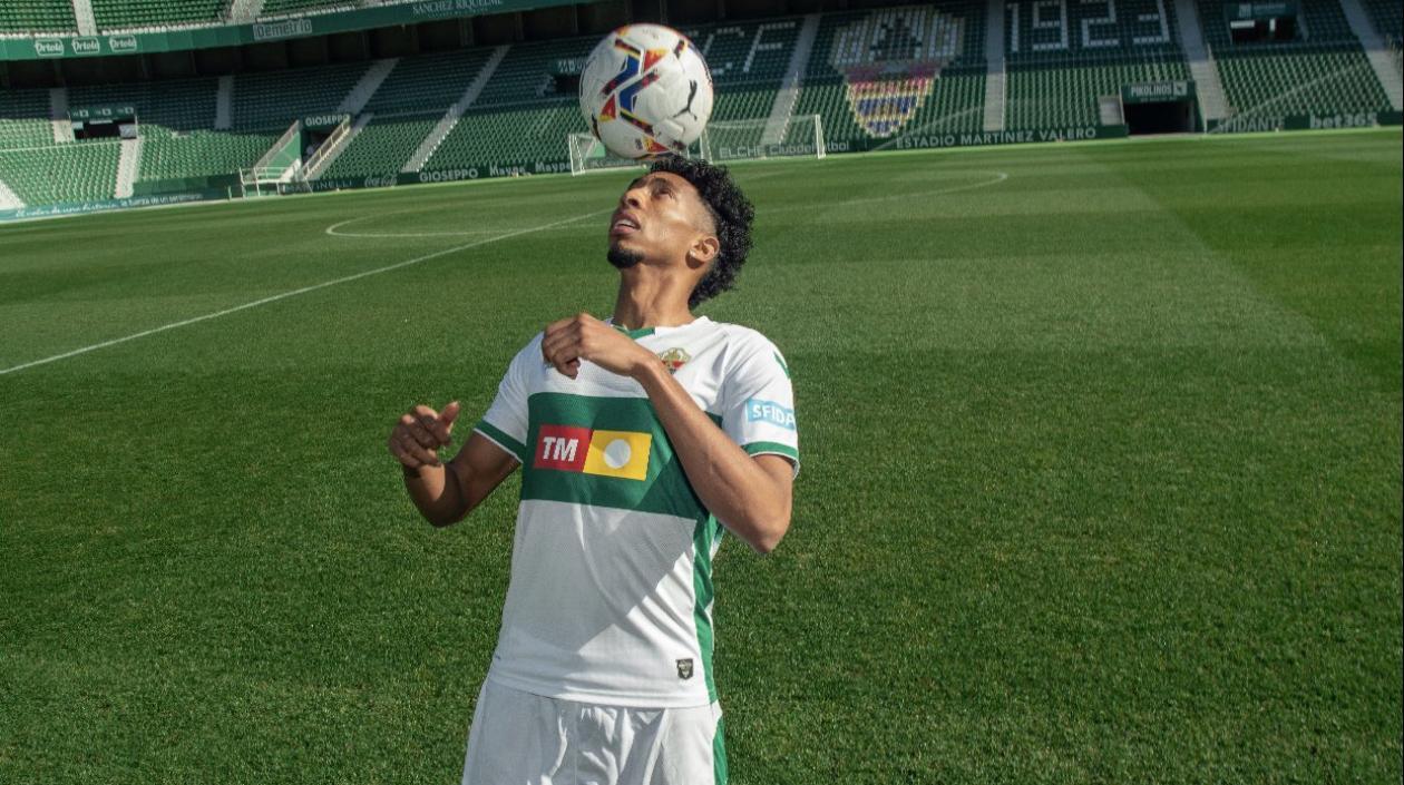 El lateral colombiano del Elche, Johan Mojica.