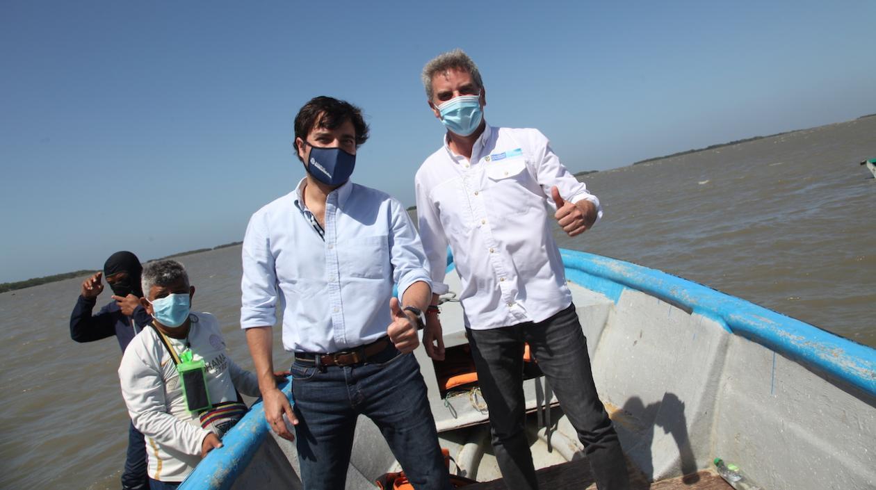 Alcalde de Barranquilla, Jaime Pumarejo, y el Ministro de Ambiente, Carlos Correa.