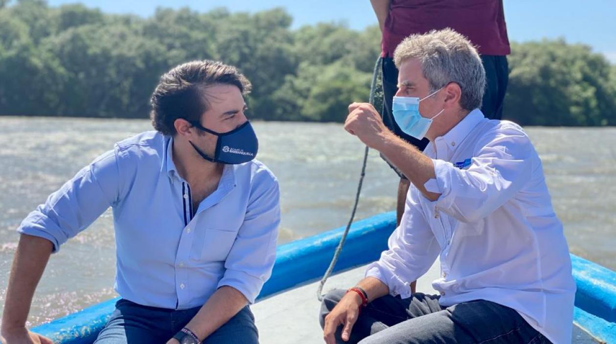 Alcalde y Ministro de Medio Ambiente en la Ciénaga de Mallorquín