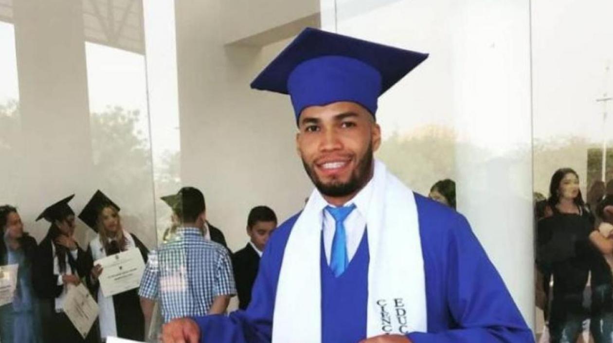 Roger Villafañe Mendoza.