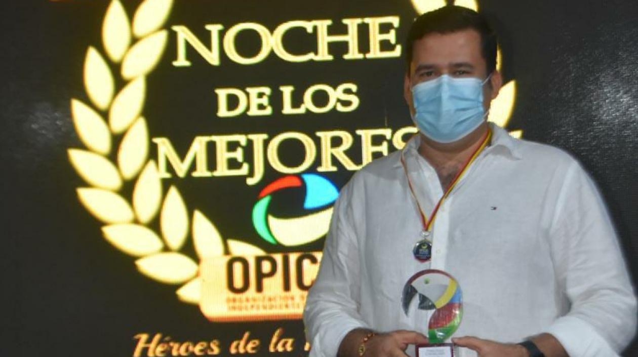 El Alcalde de Sabanagrande, Gustavo De La Rosa.