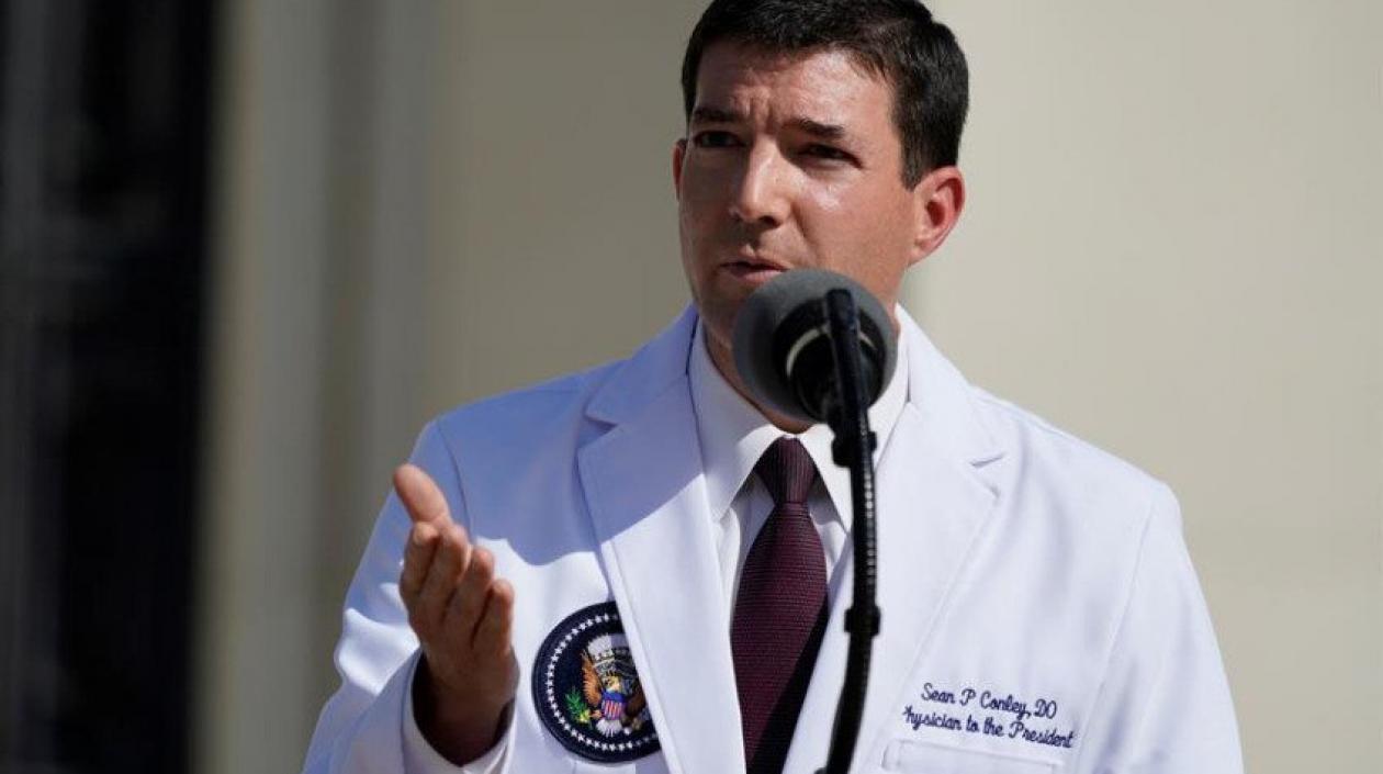 El médico saliente de la Casa Blanca Sean Conley.