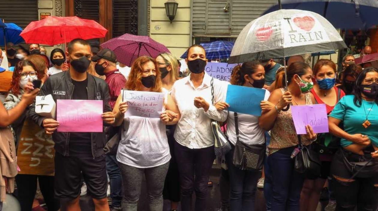 Manifestación en el Palacio de Justicia.