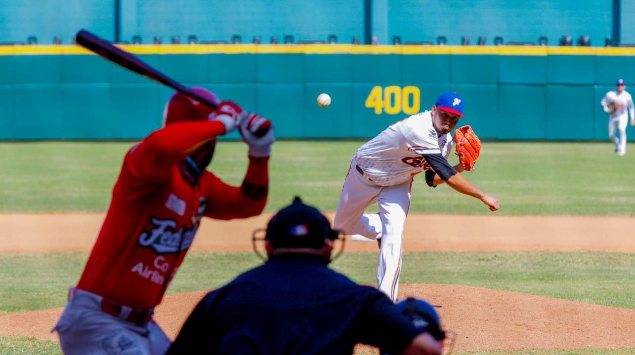 El pitcheo de Caribes sucumbió ante la ofensiva panameña. 