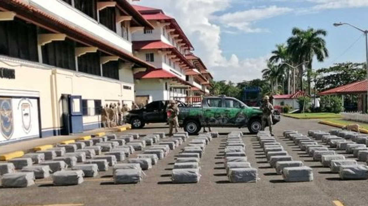 Esta es la carga aprehendida en Cayos Holandeses, Panamá.