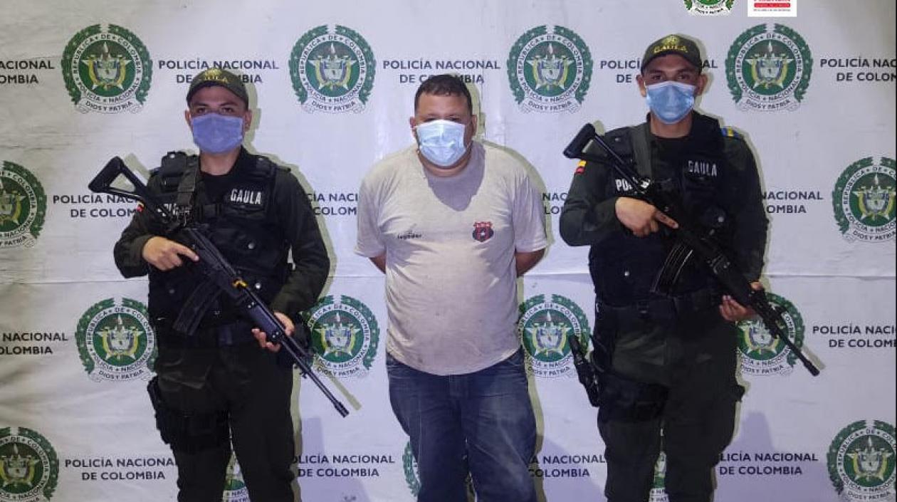 Hombre capturado por extorsionar a 10 mujeres.