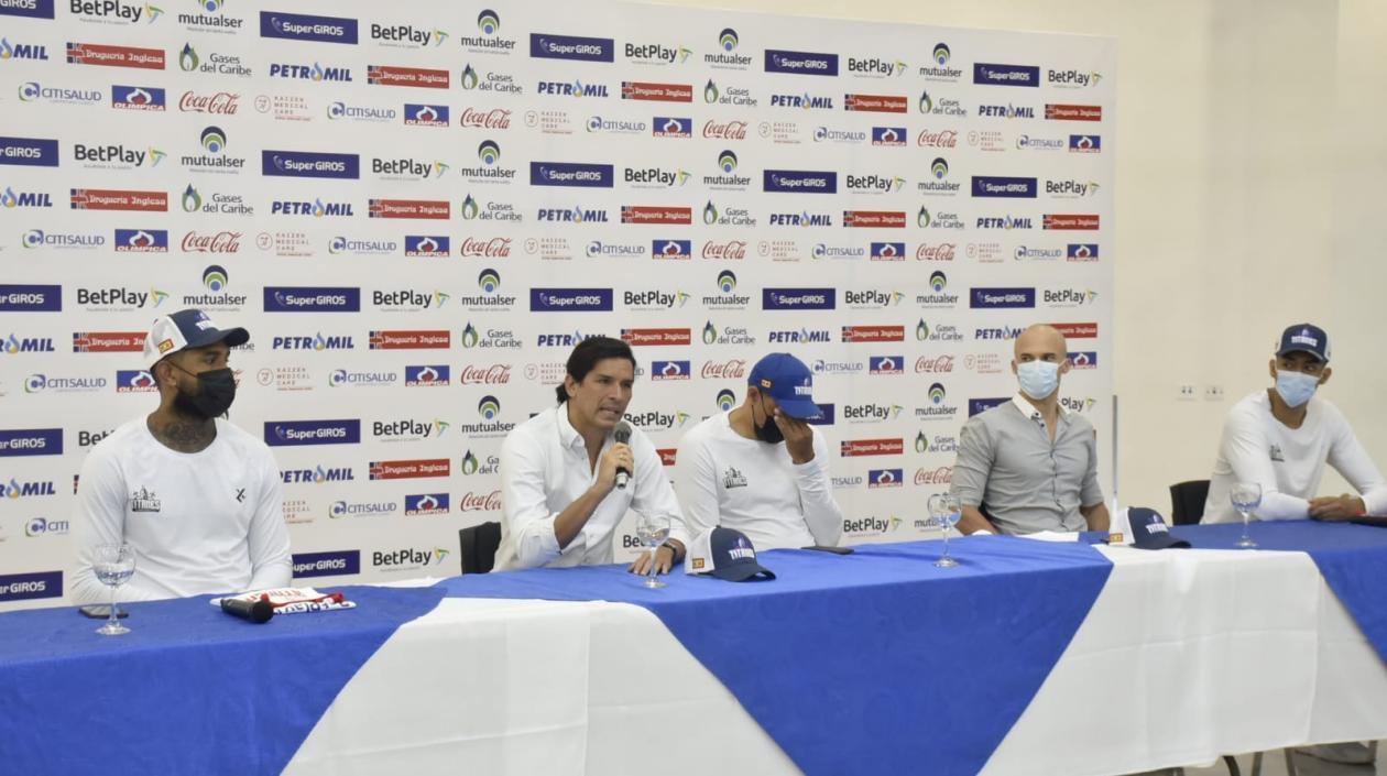 Rueda de prensa de Titanes.