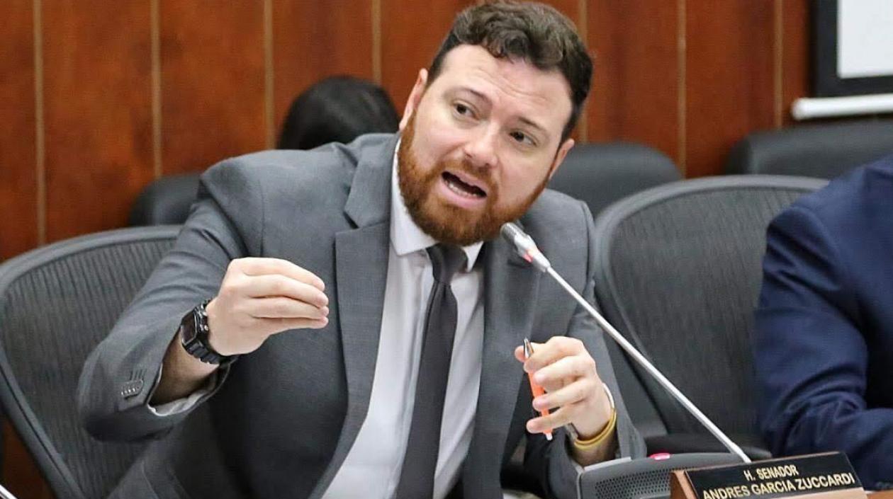 El senador Andrés García Zuccardi.