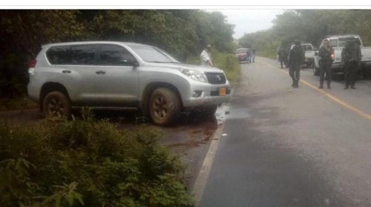 Caravana en la que viajaba el gobernador del Meta.