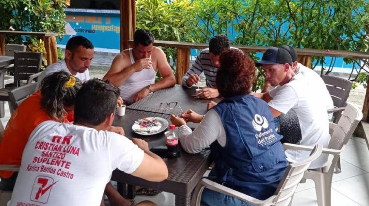 Defensoría del Pueblo realizó acompañamiento a los migrantes sobrevivientes al naufragio en el Golfo de Urabá.