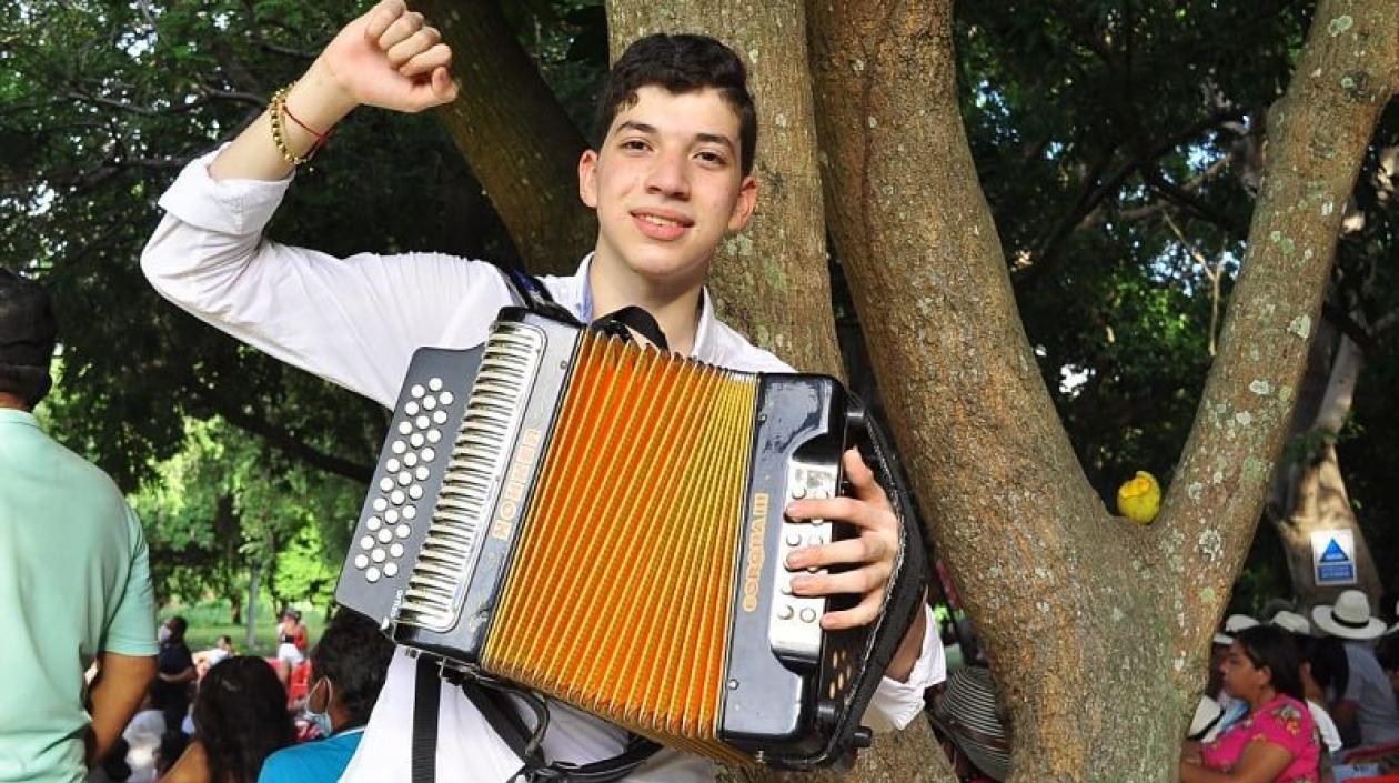 José Liberato Villazón,  rey juvenil del Festival Vallenato. 