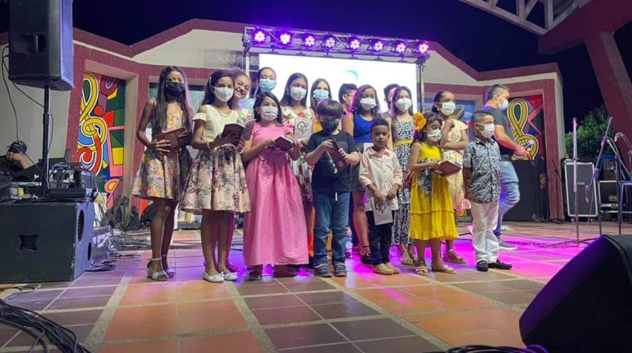 Los niños que participaron.