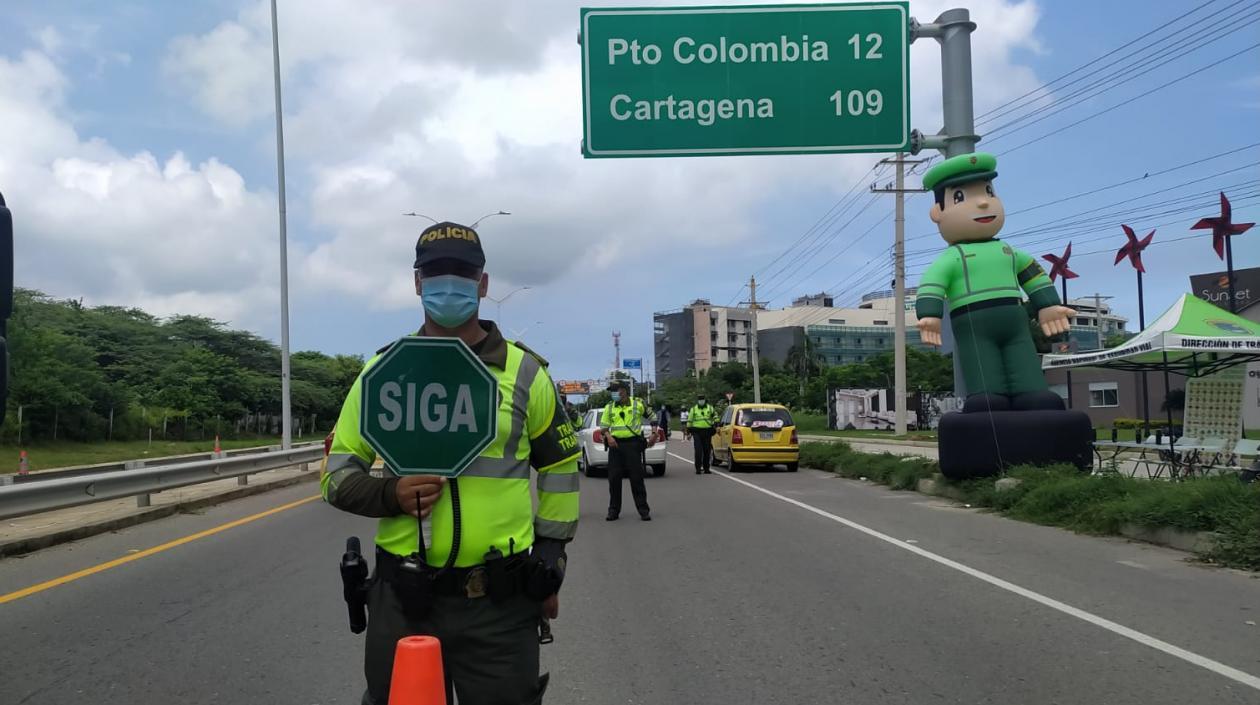 Operativo en la Vía al Mar, a cargo de Tránsito de la Policía.