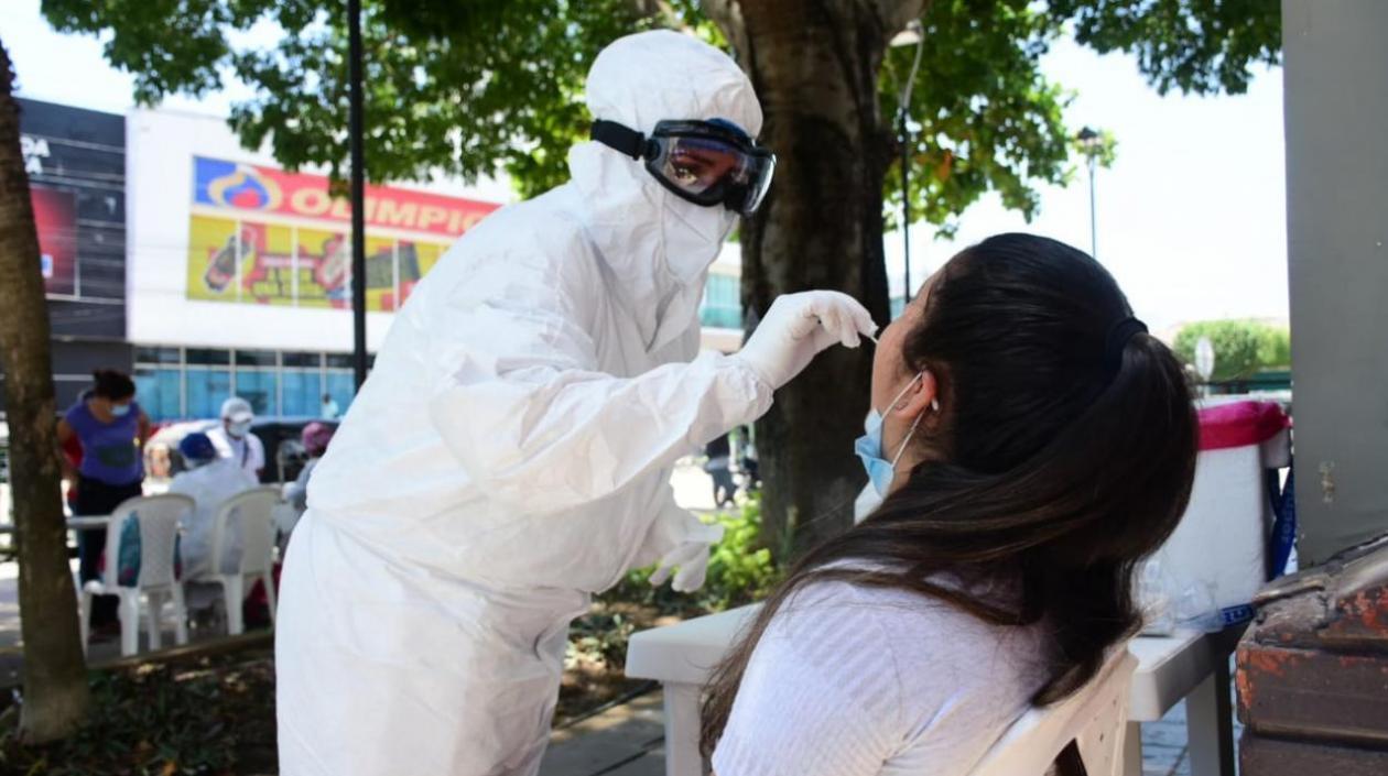 38.262 pruebas para detectar casos de Covid-19 fueron procesadas por laboratorios colombianos.