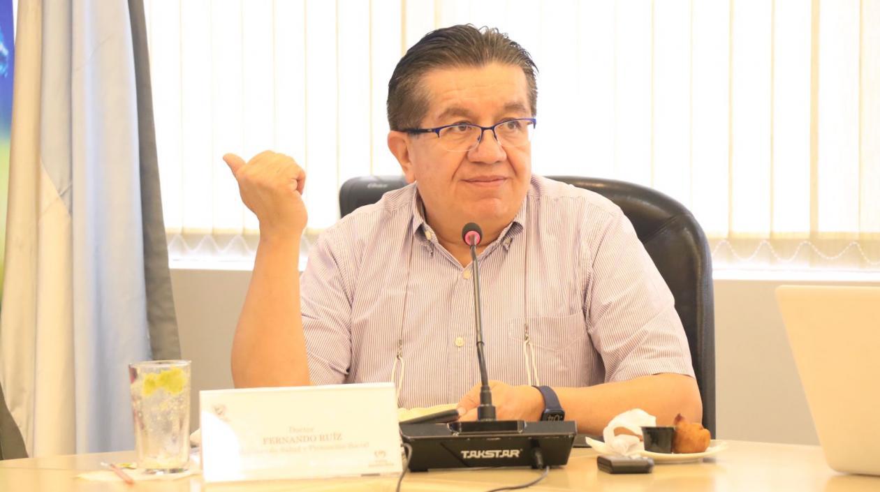 Fernando Ruiz, ministro de Salud.