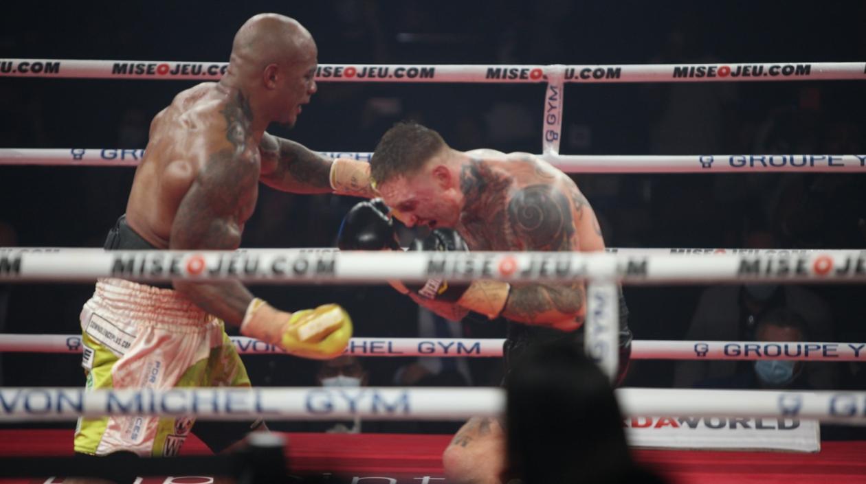 El colombiano Óscar Rivas (izquierda).