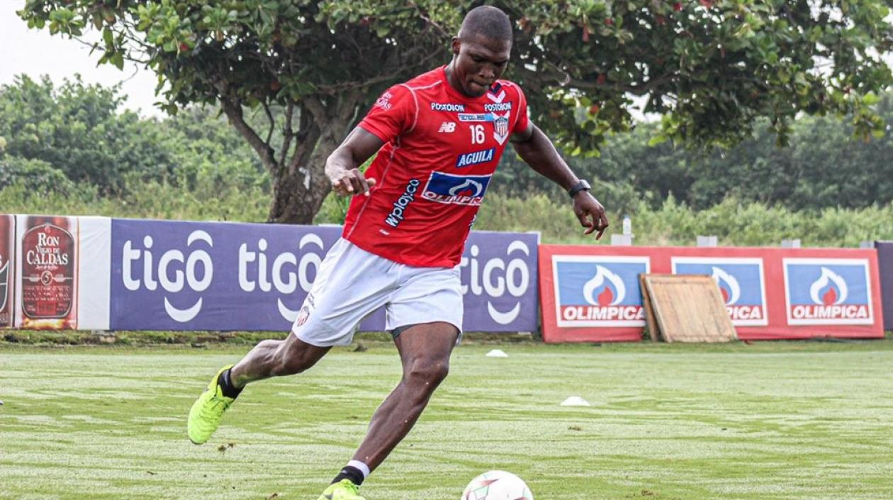 Germán Mera, defensa de Junior. 