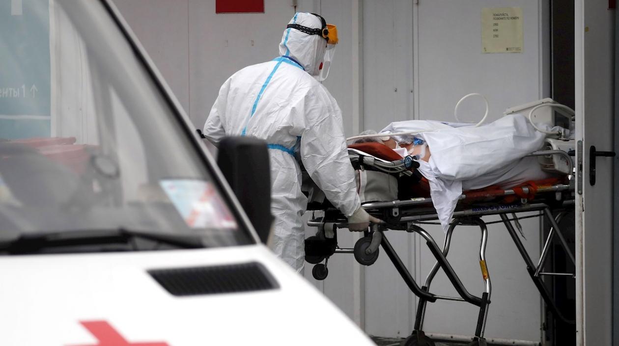 Las autoridades atribuyen el incremento de los casos y de la mortalidad a la agresividad de la variante delta.