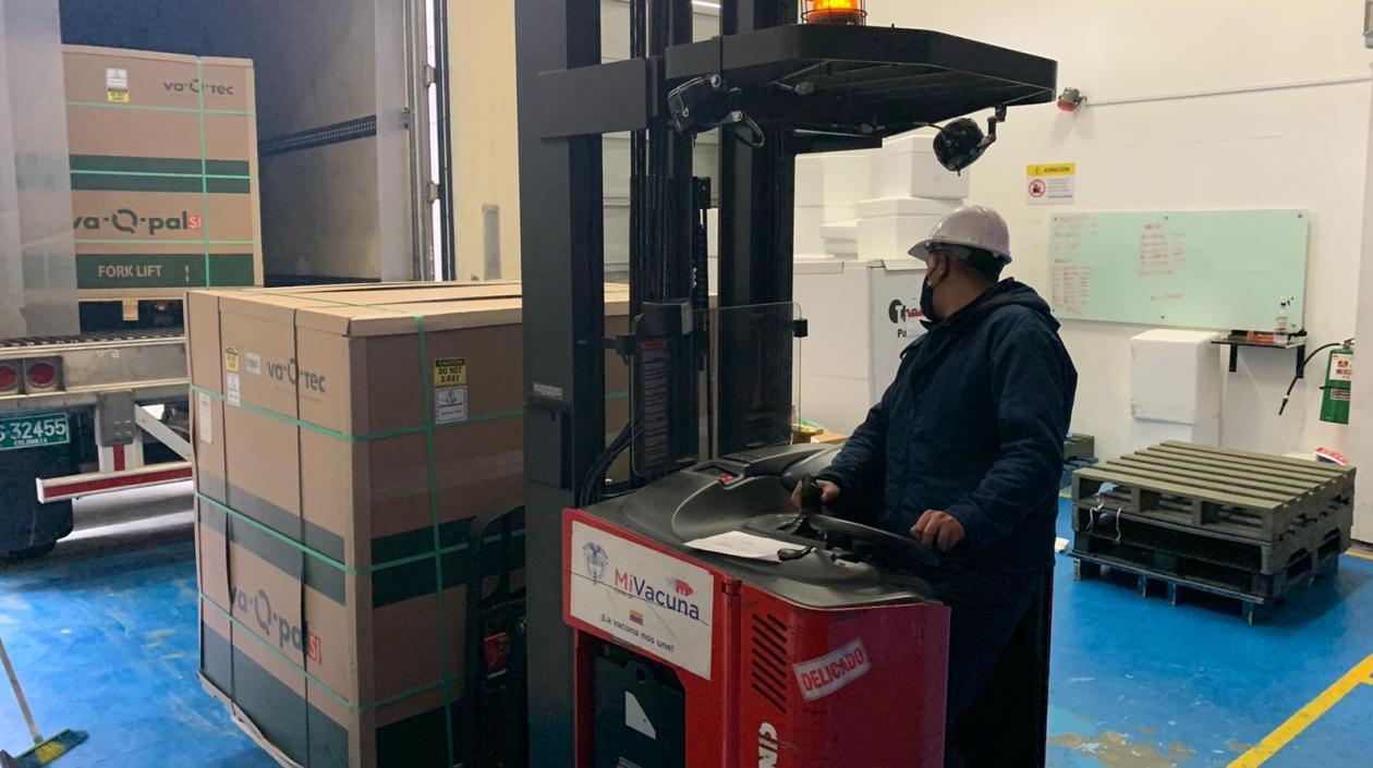 Imagen de las vacunas que llegaron.