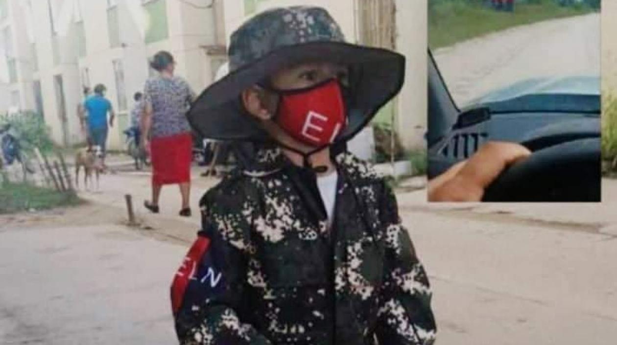 Imagen del menor con su disfraz.