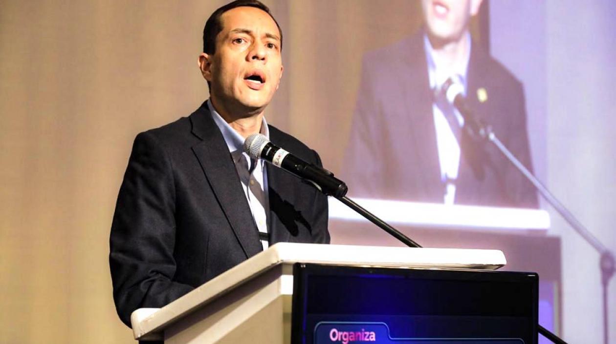 Andrés Barreto González, Superintendente de Industria y Comercio.