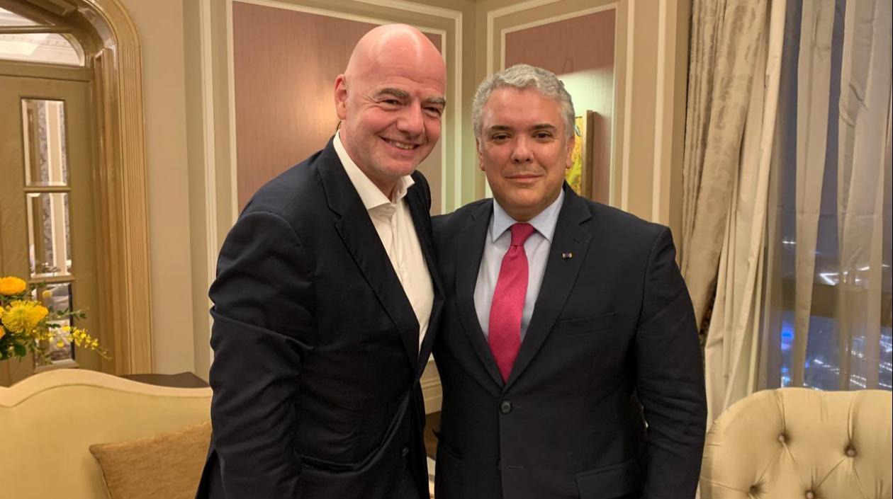 Gianni Infantino, presidente de la FIFA, e Iván Duque Márquez, presidente de Colombia. 