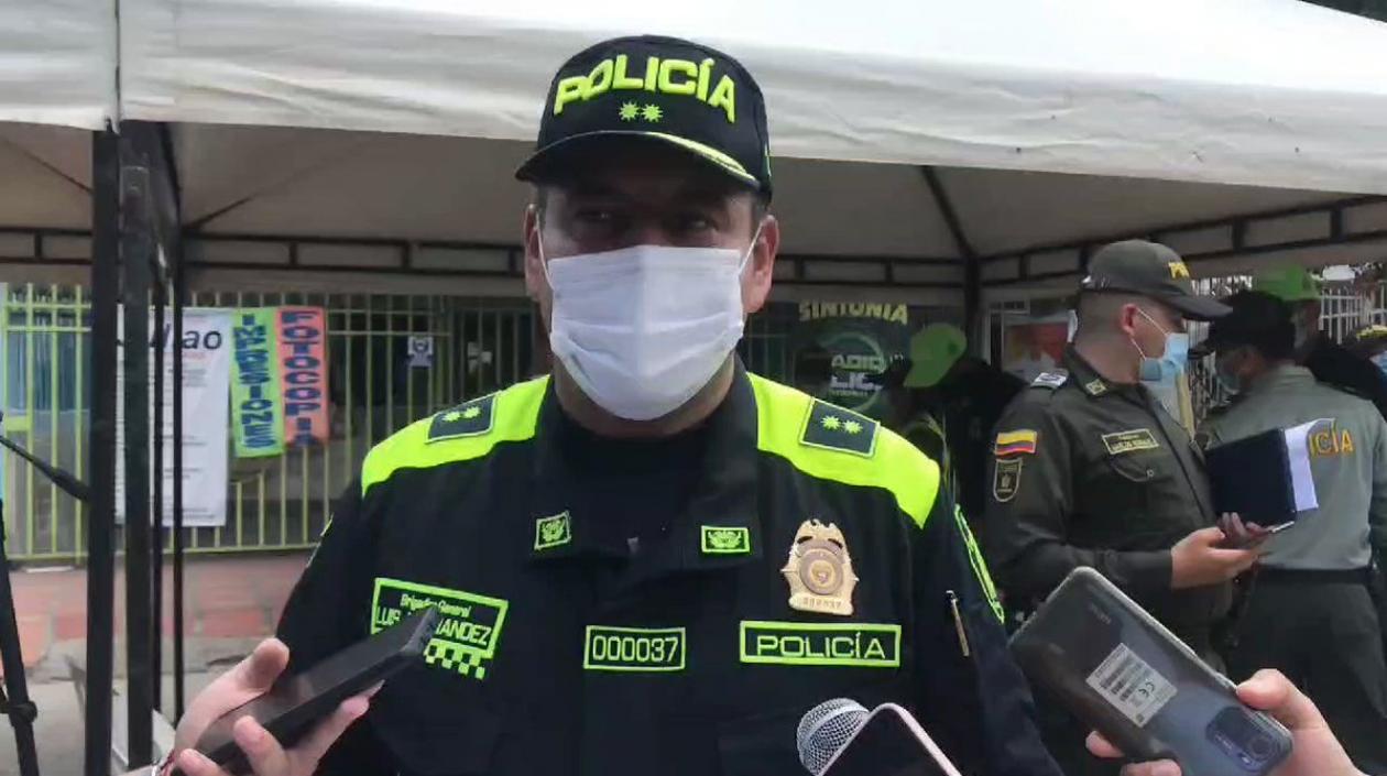 El General Luis Carlos Hernández, comandante de la Policía Metropolitana de Barranquilla