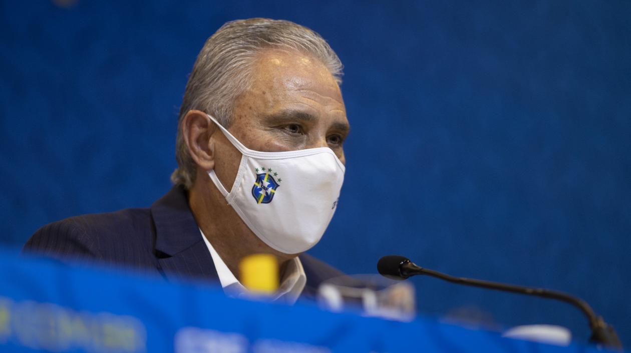Tite, técnico de Brasil. 