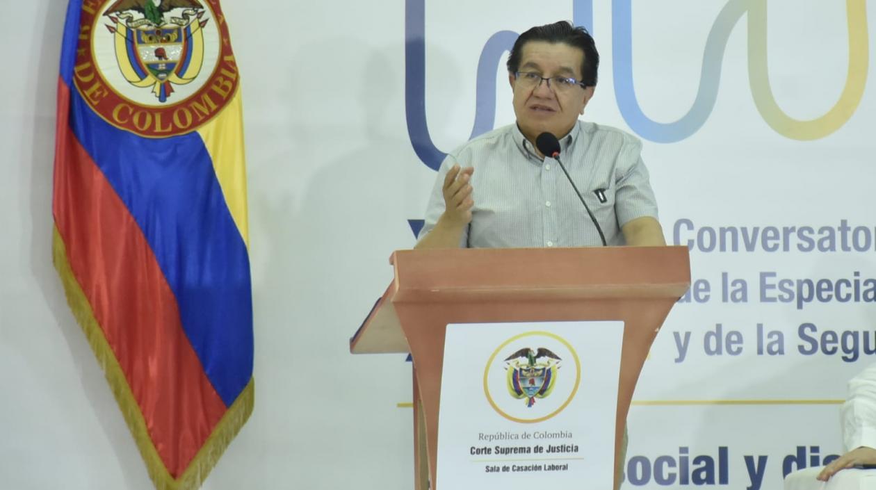 Ministro de Salud, Fernando Ruiz, en Barranquilla.