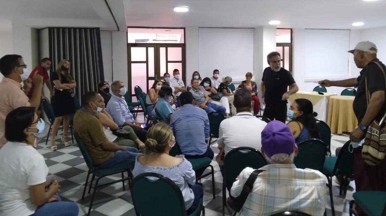 Aspecto de la reunión de asociaciones de usuario.