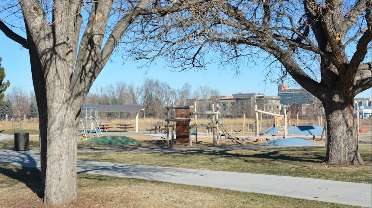 Parque cercano al lugar de los hechos en Aurora, Colorado.