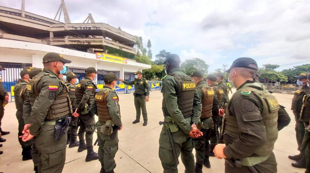 Operativo policial en el Metropolitano