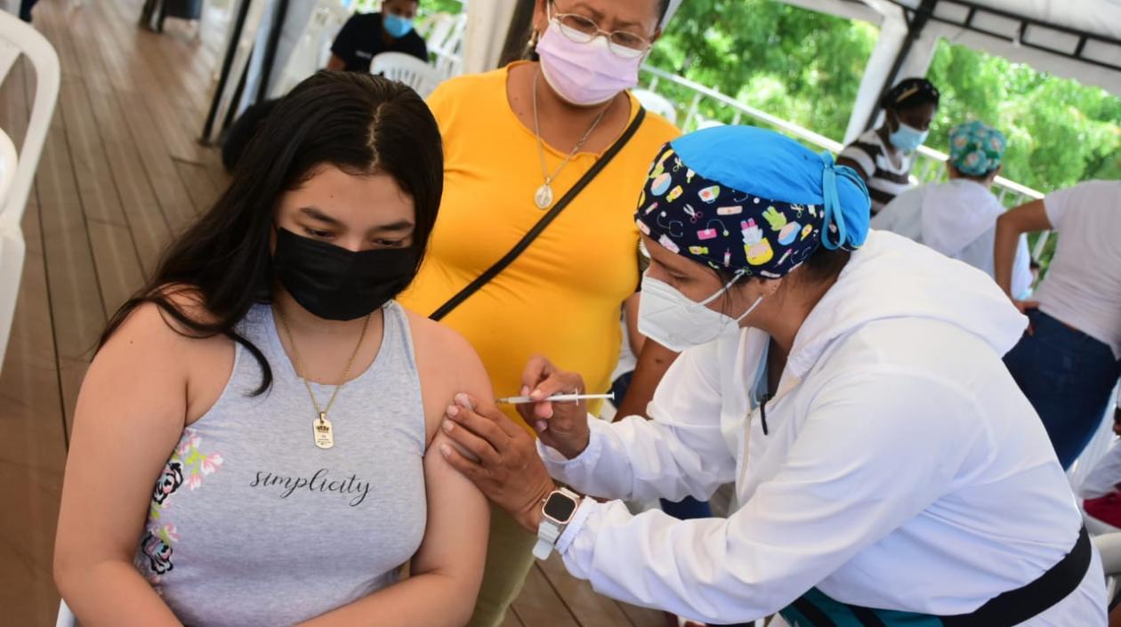 Vacunación sigue su marcha en los municipios del Atlántico.
