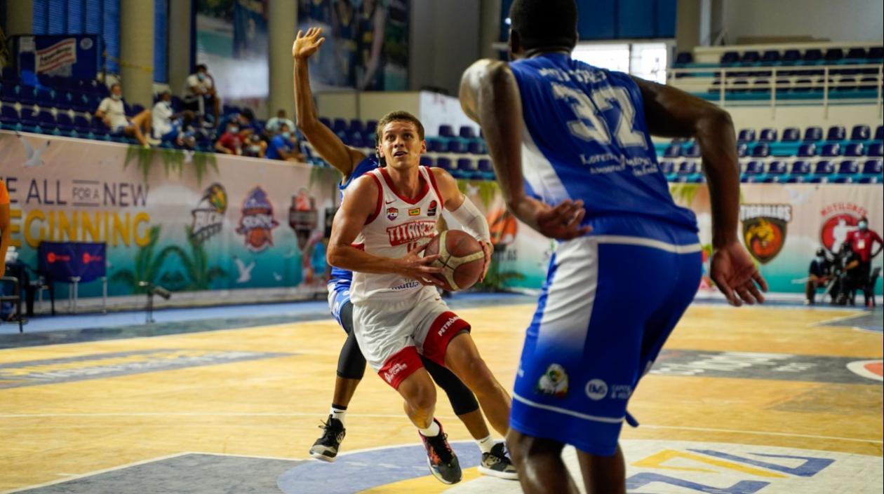 Hansel Atencia, armador de Titanes.