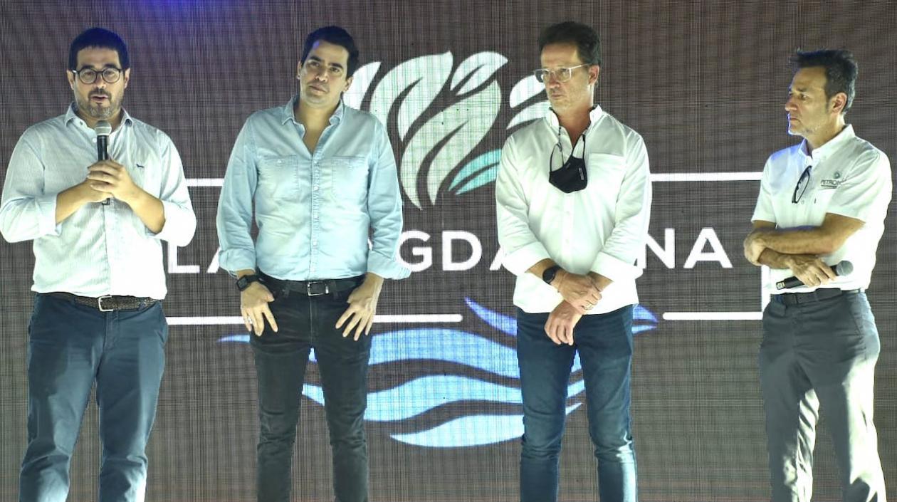 Clemente Fajardo, vicepresidente de Petromag; Lucas Ariza, Director de Asoportuaria; René Puche, presidente de la SPRB y Jaime Dávila, presidente de Petromag.