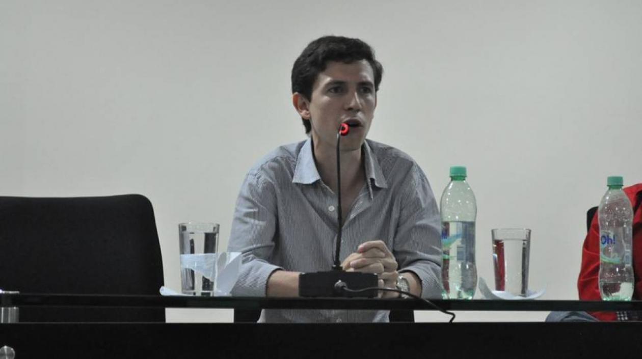 Enrique Vives Caballero.