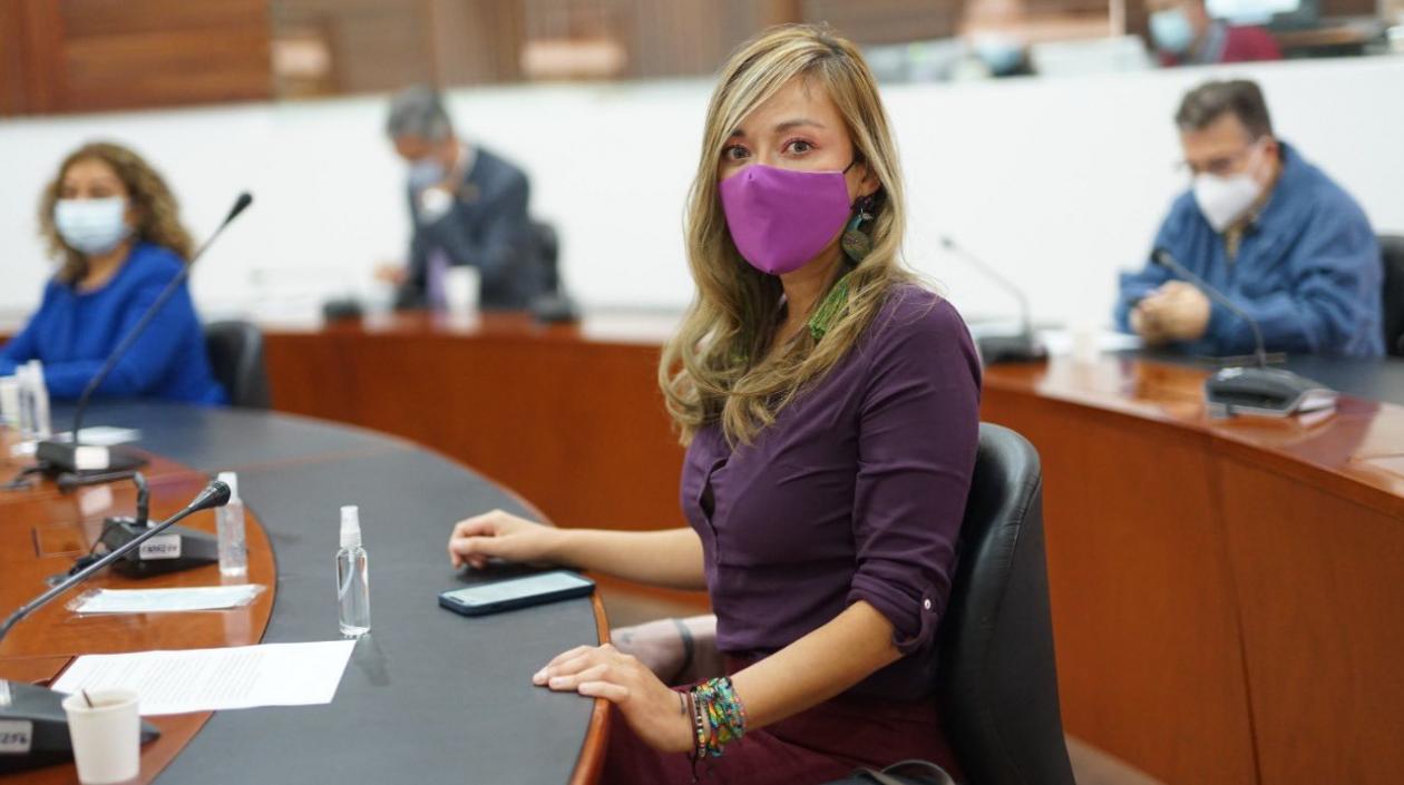 La representante Katherine Miranda, de la Alianza Verde.