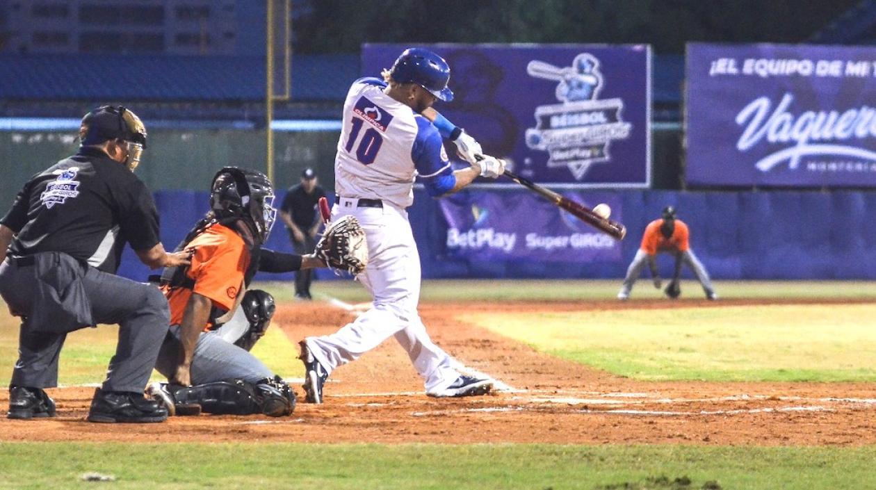 Acción del juego esta noche.