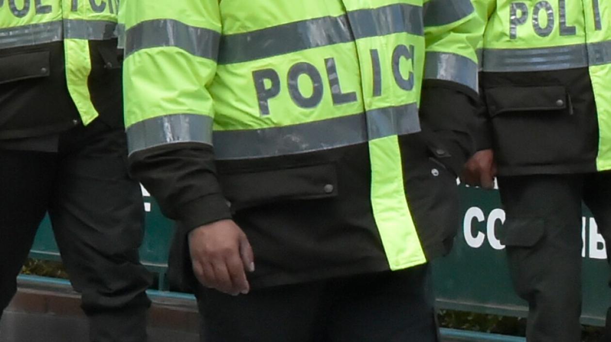 Los policías, al parecer, exigieron dinero al comerciante. 