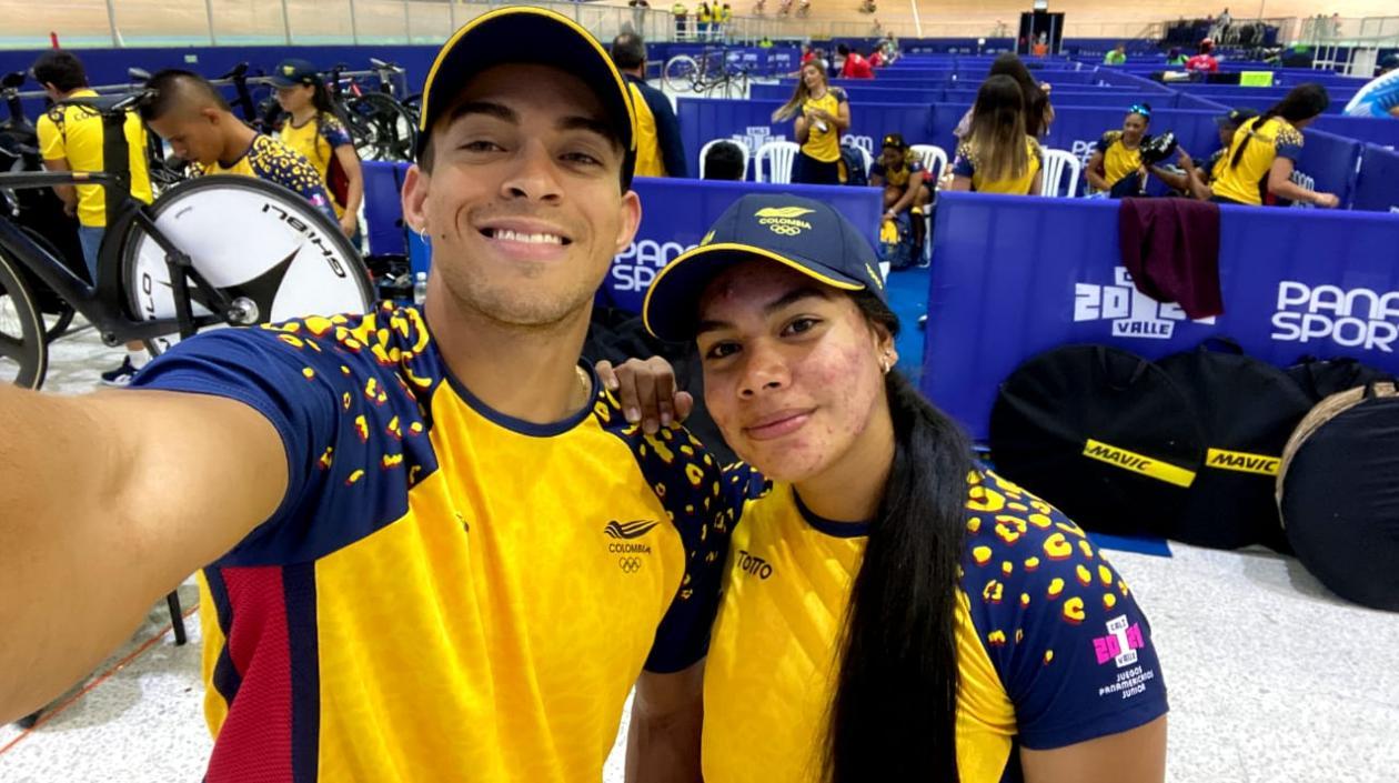 Cristian Ortega y Marianis Salazar, ciclistas del Atlántico. 