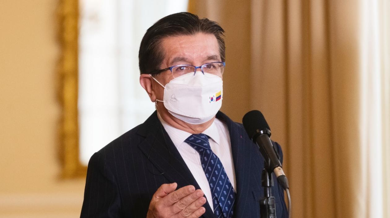 Fernando Ruiz, ministro de Salud de Colombia.