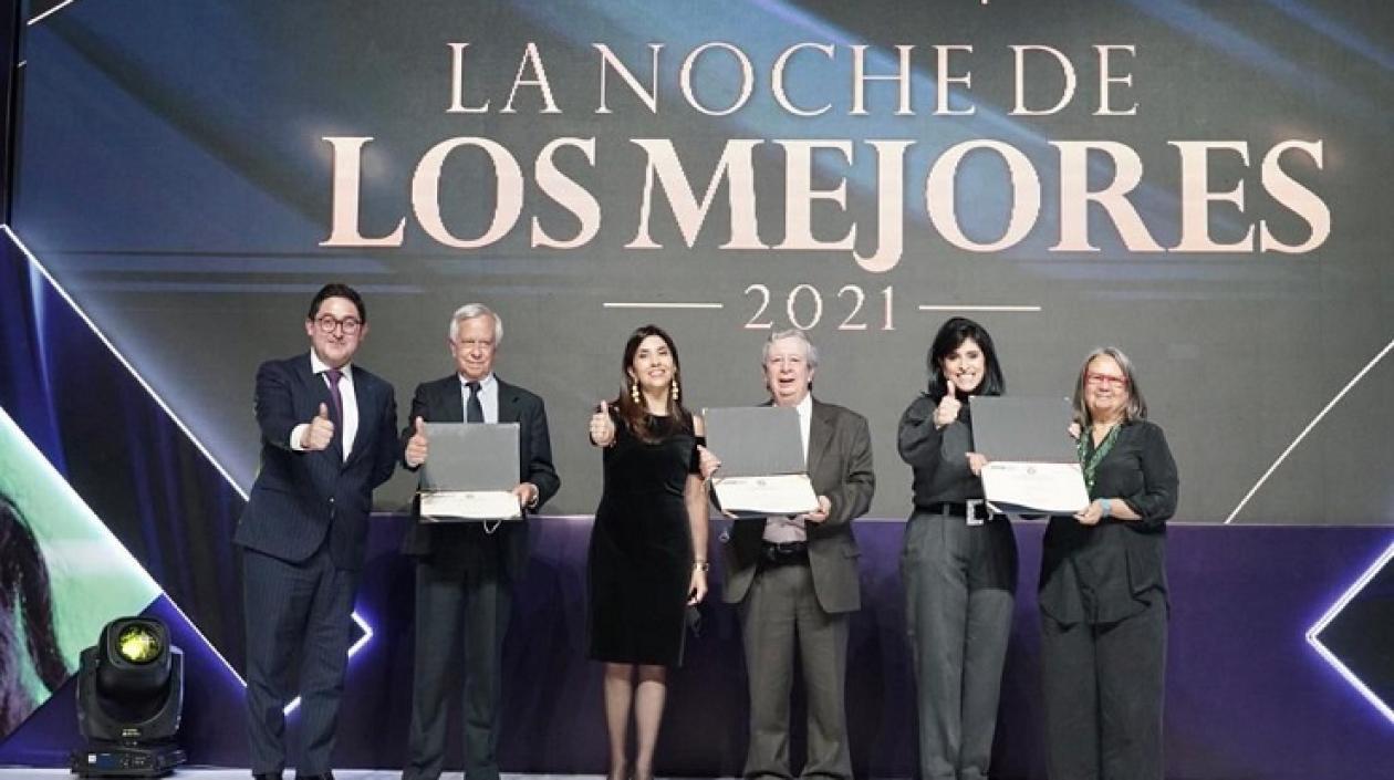 Vida y Obra en la Noche de los Mejores para Irene Vasco, Francisco Cajiao y Eduardo Posada.