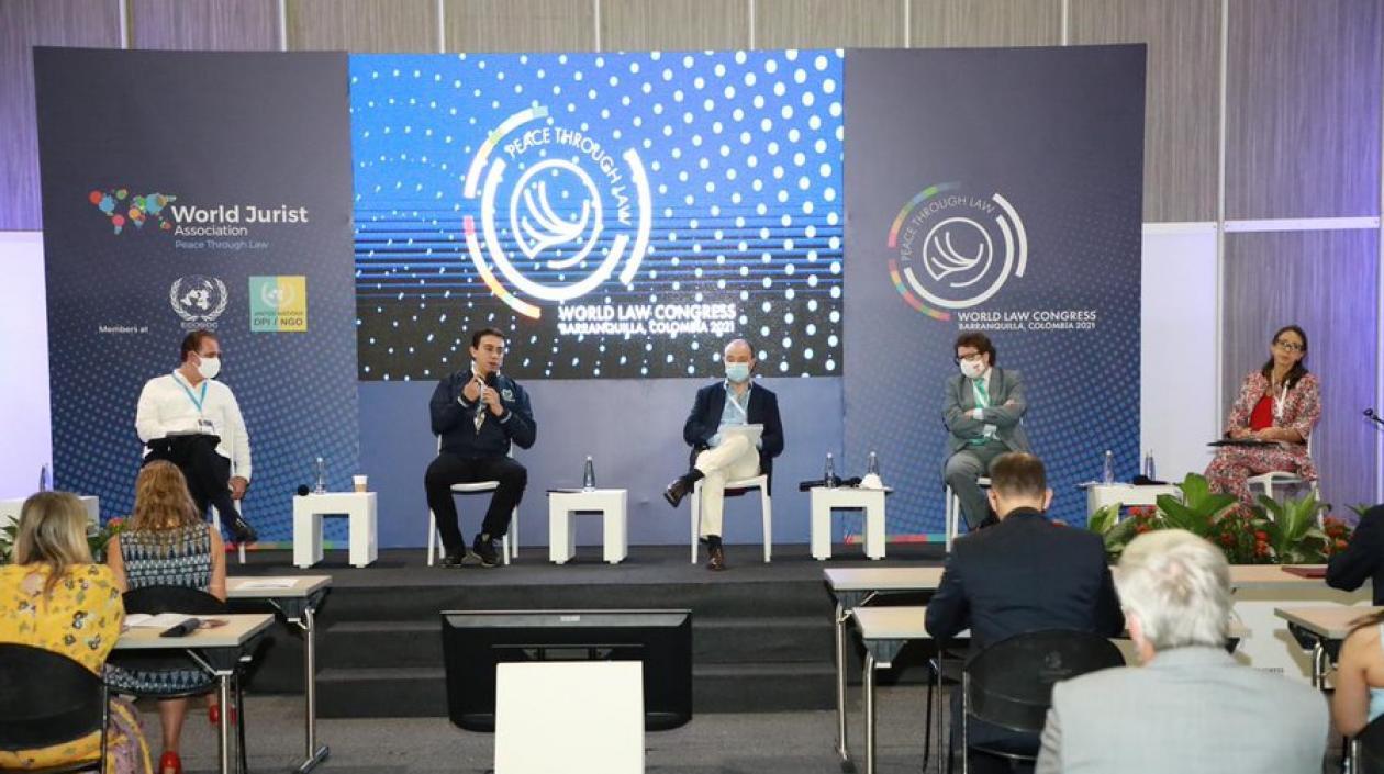 El Registrador nacional, Alexander Vega Rocha, participa en el  World Law Congress 2021 en  Barranquilla. 