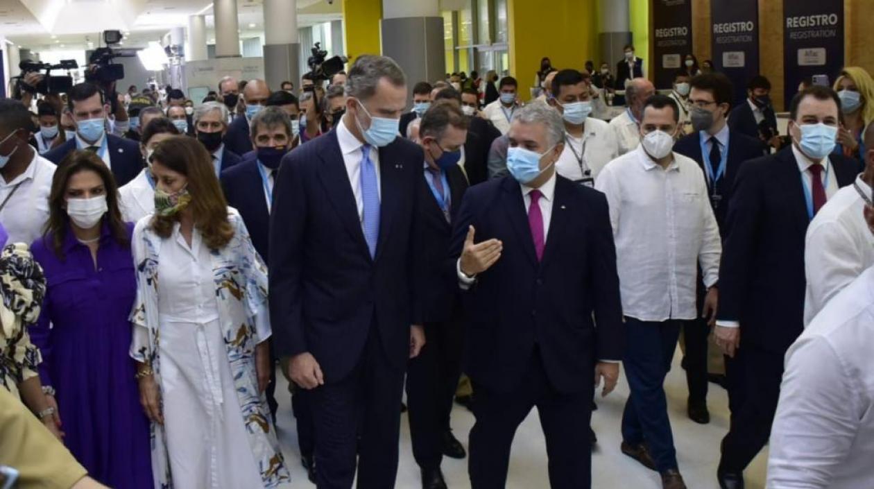 Rey Felipe VI y el Presidente Iván Duque.