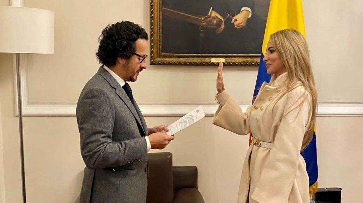  Ana María Aljure Reales en la posesión como directora general del IGAC.