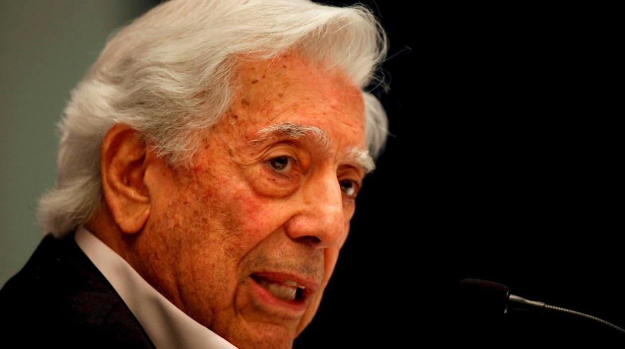 El escritor Mario Vargas Llosa.