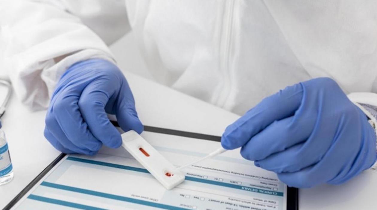 Las pruebas de Covid-19 siguen haciéndos en Colombia para detectar casos.