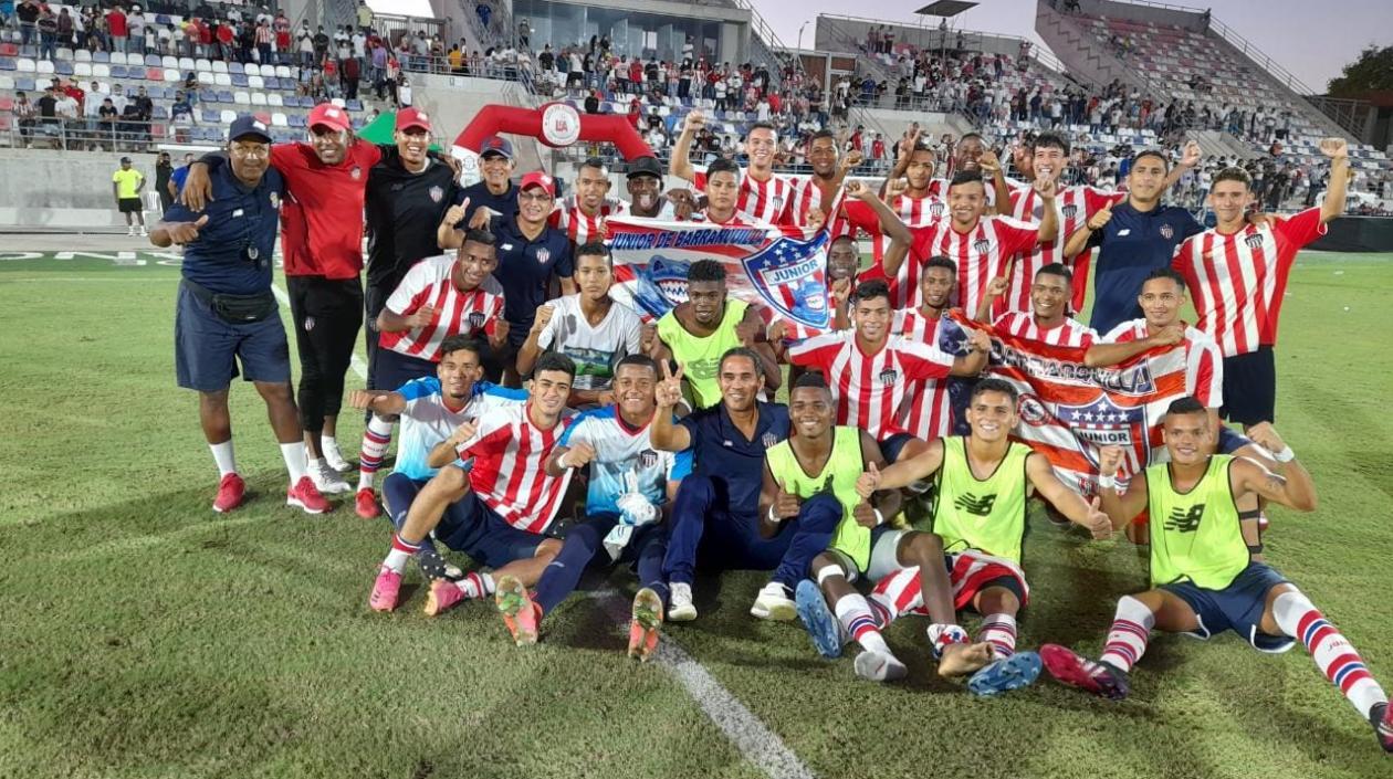 Junior, campeón de la Copa Premium. 