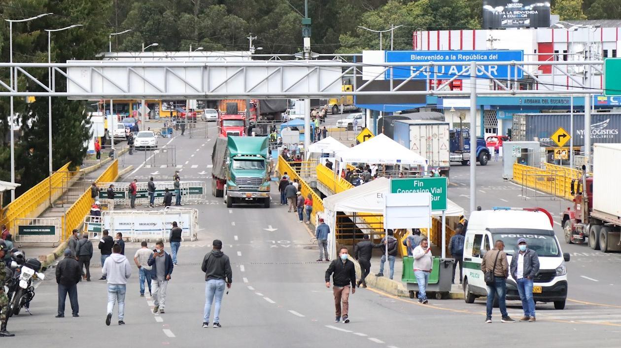 Frontera entre Colombia y Ecuador. 