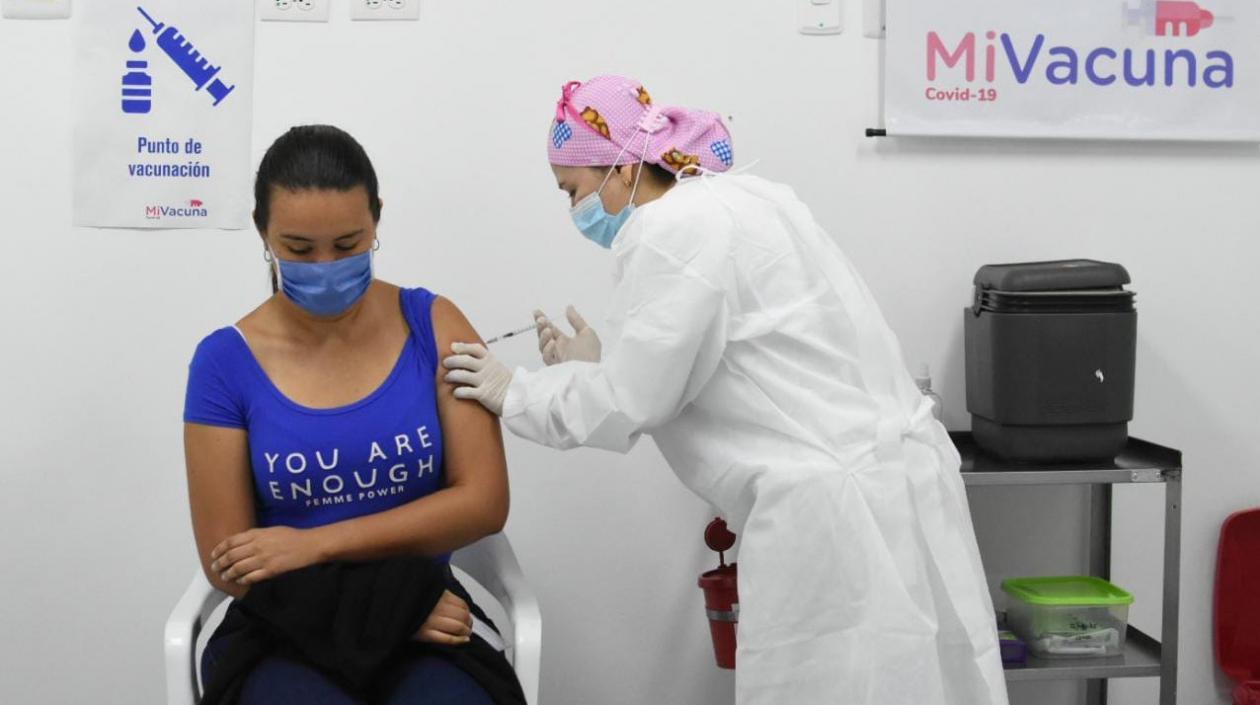 Vacunación en Colombia.